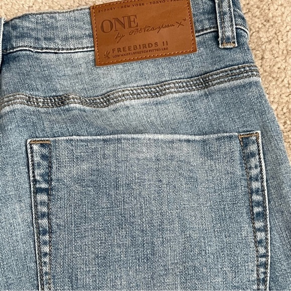 One X One Teaspoon FreeBirds II Low Waist Stretch Jeans Fitted Leg Light Wash - Picture 5 of 11